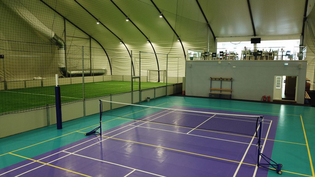 Badminton & Odbojka